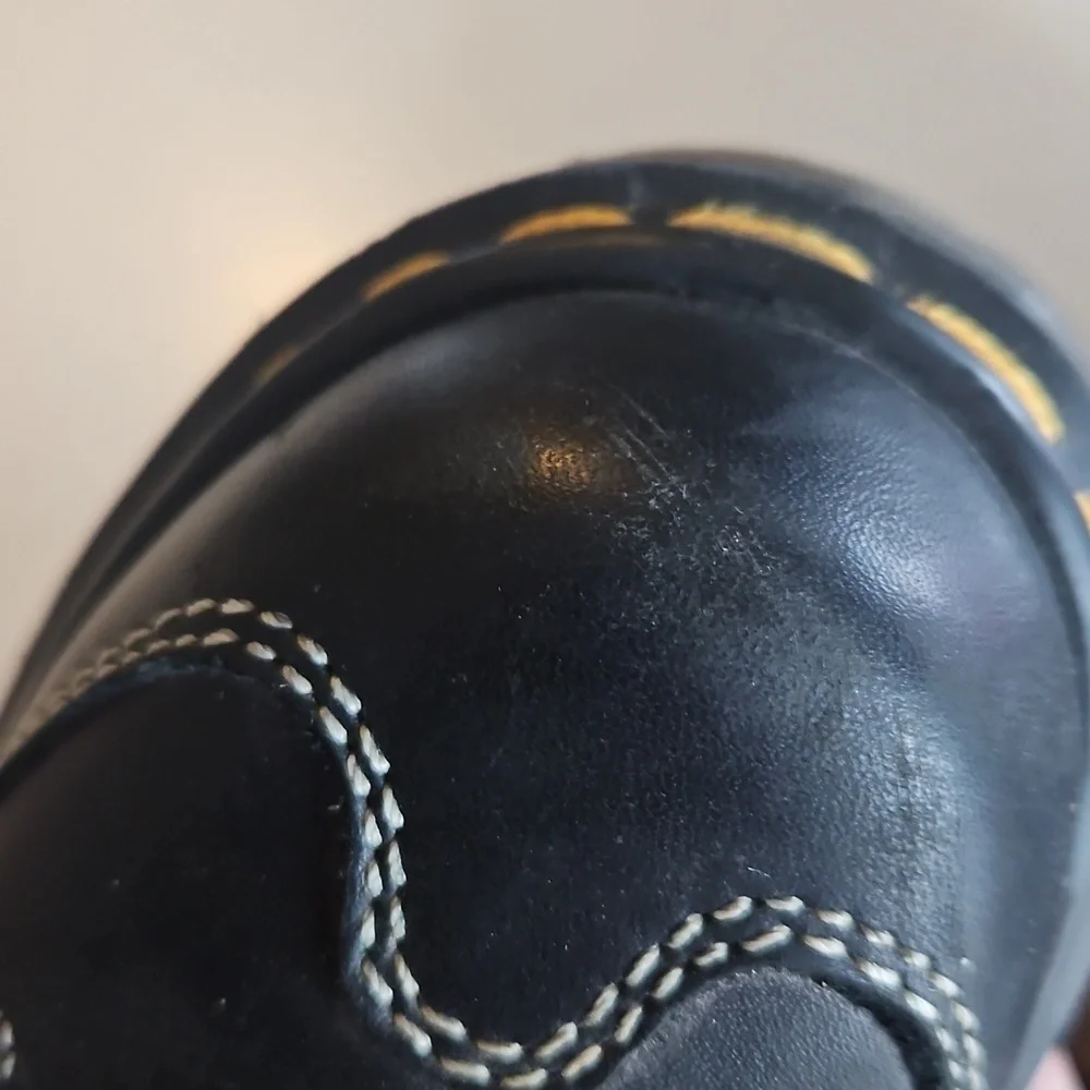 Dr Martens Youth Boots